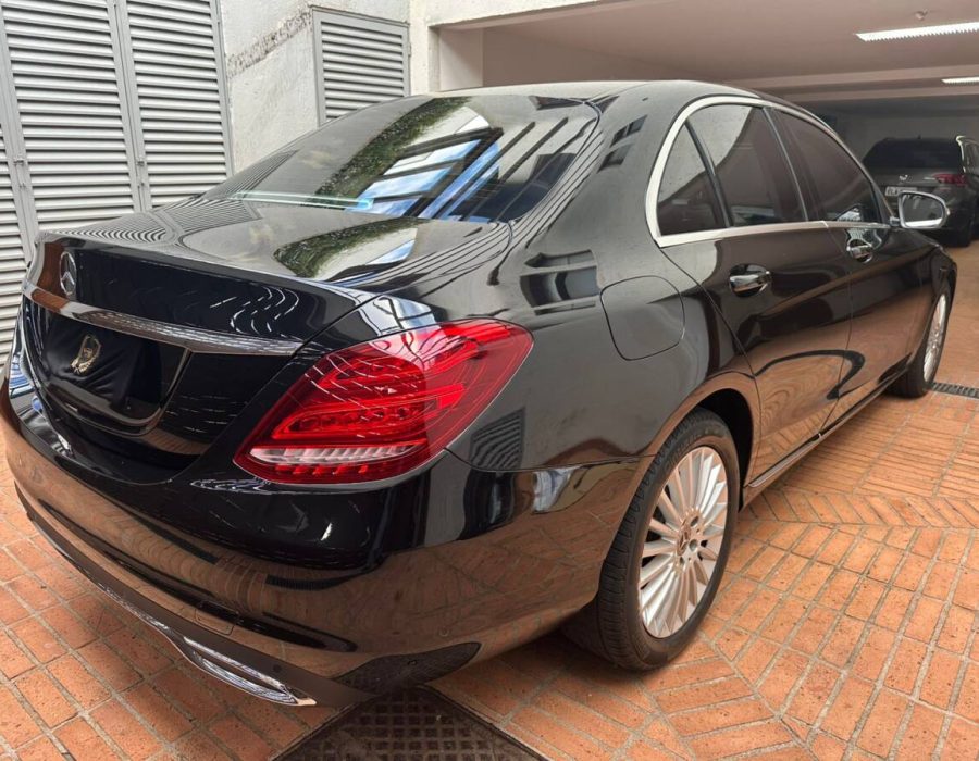 ccafb4ae-ae29-42a8-8871-4c8868d3ccc7